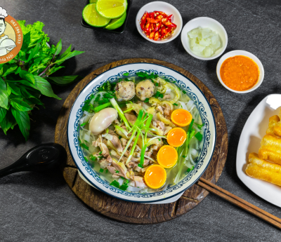 Phở Gà Đặt Biệt 